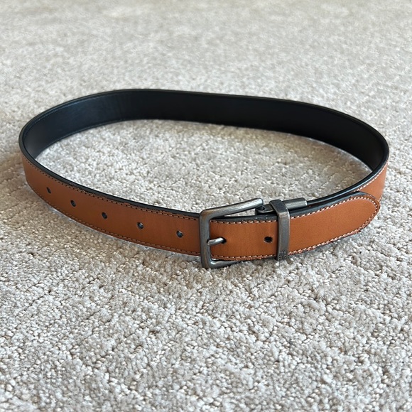 Nautica Other - Boys reversible black and brown Nautica belt 24
